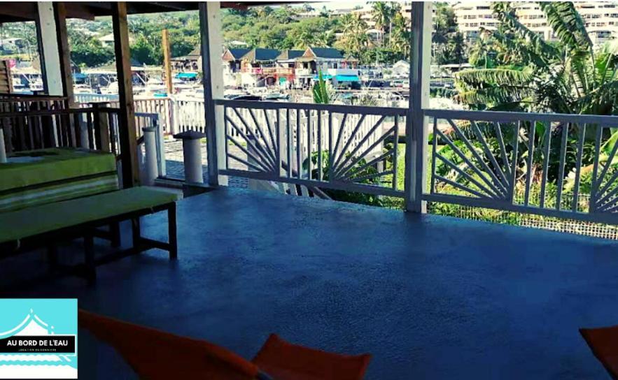 Aparthotel Au Bord De L'Eau Saint-Gilles Les Bains Zewnętrze zdjęcie
